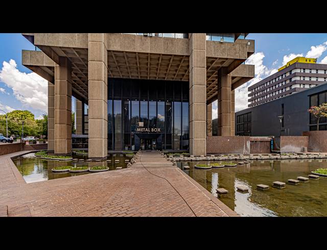 835M² OFFICE TO LET IN AUCKLAND PARK